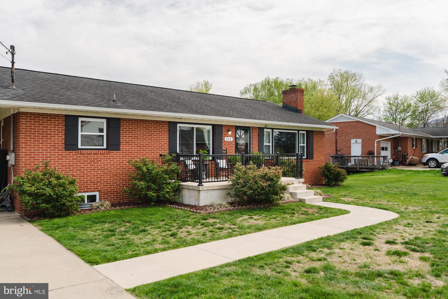 211 AL GOOD DR, STANLEY, Virginia 22851, 5 Bedrooms Bedrooms, ,2 BathroomsBathrooms,Residential,For sale,211 AL GOOD DR,VAPA2005078 MLS # VAPA2005078