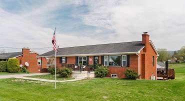 211 AL GOOD DR, STANLEY, Virginia 22851, 5 Bedrooms Bedrooms, ,2 BathroomsBathrooms,Residential,For sale,211 AL GOOD DR,VAPA2005078 MLS # VAPA2005078