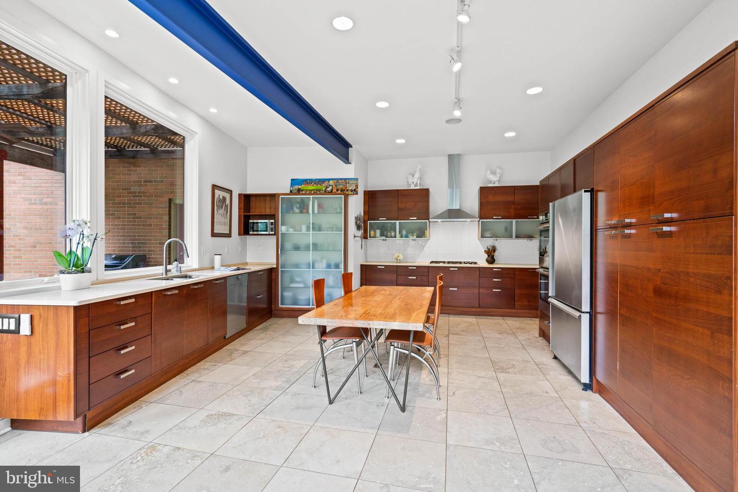 2714 QUEBEC ST NW, WASHINGTON, District Of Columbia 20008, 7 Bedrooms Bedrooms, ,7 BathroomsBathrooms,Residential,For sale,2714 QUEBEC ST NW,DCDC2207654 MLS # DCDC2207654