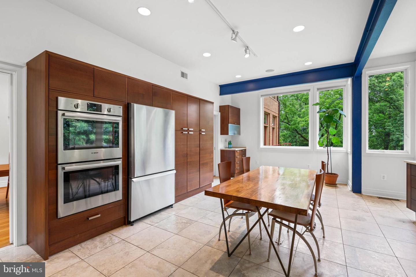 2714 QUEBEC ST NW, WASHINGTON, District Of Columbia 20008, 7 Bedrooms Bedrooms, ,7 BathroomsBathrooms,Residential,For sale,2714 QUEBEC ST NW,DCDC2207654 MLS # DCDC2207654