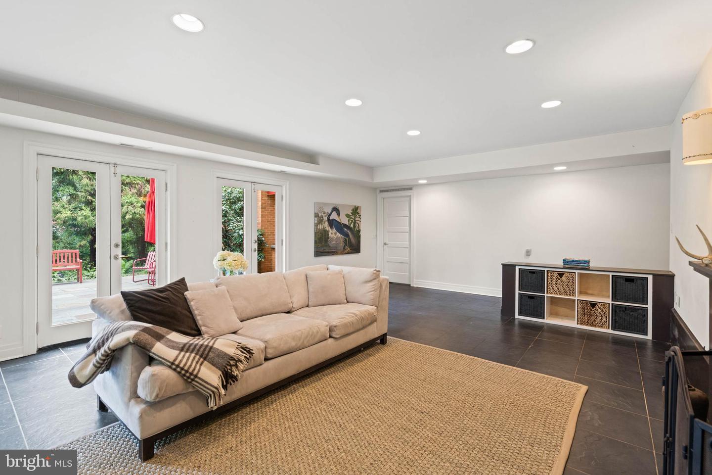 2714 QUEBEC ST NW, WASHINGTON, District Of Columbia 20008, 7 Bedrooms Bedrooms, ,7 BathroomsBathrooms,Residential,For sale,2714 QUEBEC ST NW,DCDC2207654 MLS # DCDC2207654