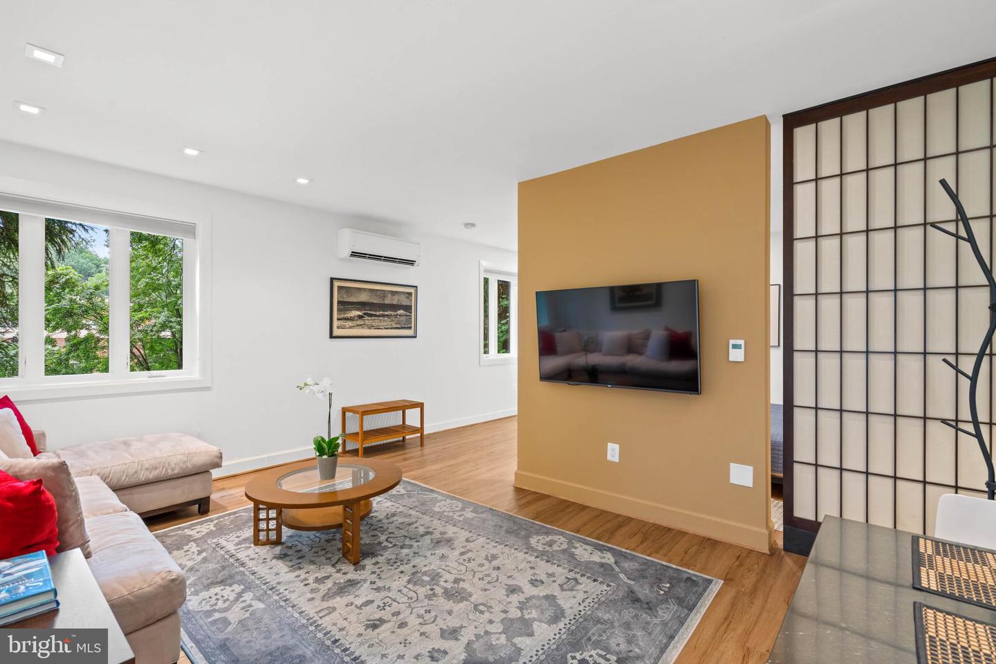 2714 QUEBEC ST NW, WASHINGTON, District Of Columbia 20008, 7 Bedrooms Bedrooms, ,7 BathroomsBathrooms,Residential,For sale,2714 QUEBEC ST NW,DCDC2207654 MLS # DCDC2207654
