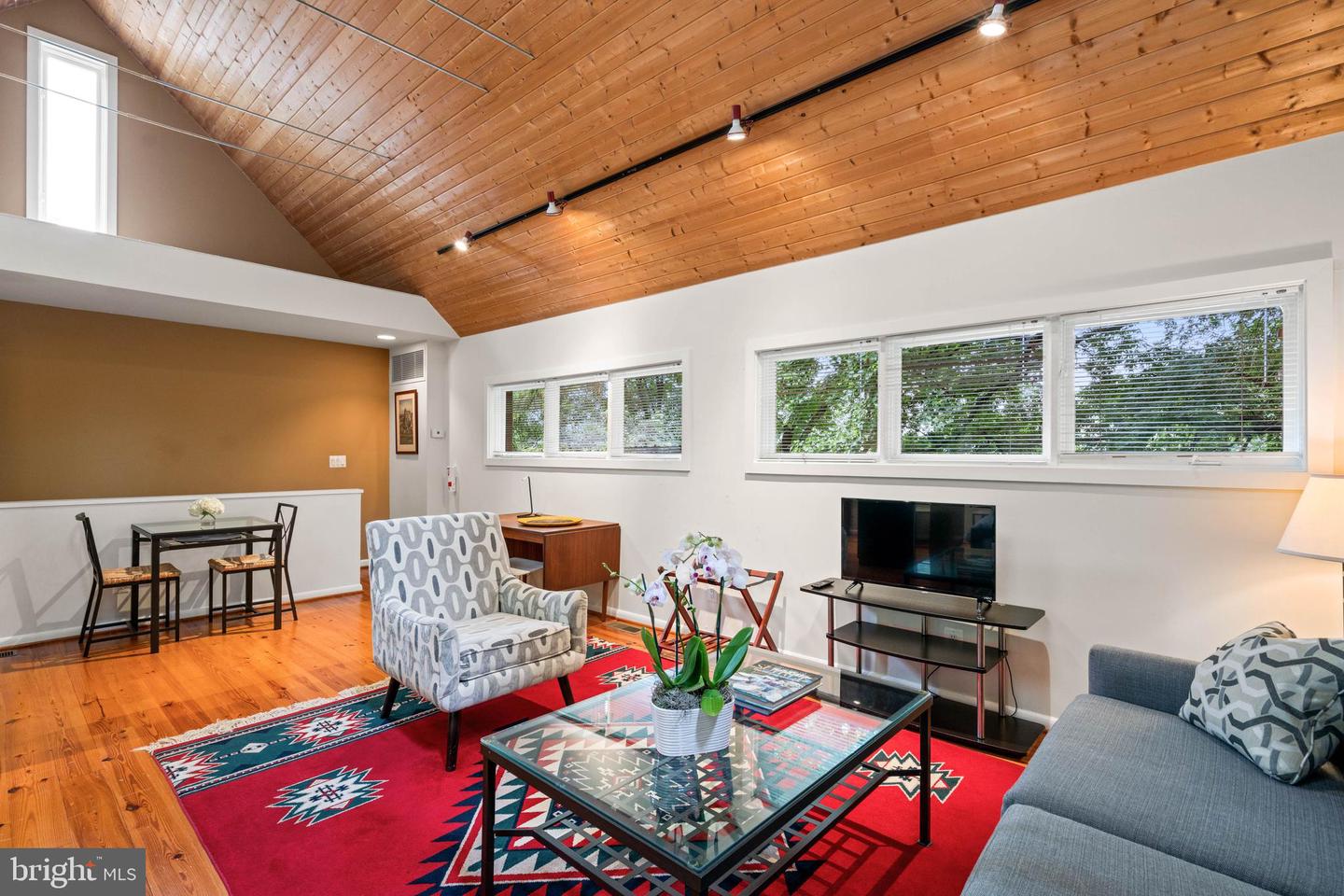 2714 QUEBEC ST NW, WASHINGTON, District Of Columbia 20008, 7 Bedrooms Bedrooms, ,7 BathroomsBathrooms,Residential,For sale,2714 QUEBEC ST NW,DCDC2207654 MLS # DCDC2207654
