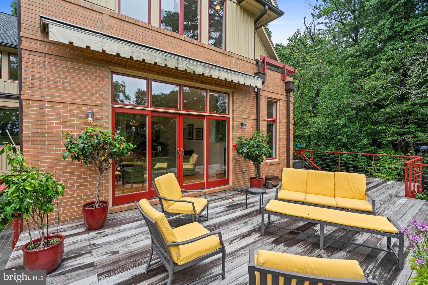 2714 QUEBEC ST NW, WASHINGTON, District Of Columbia 20008, 7 Bedrooms Bedrooms, ,7 BathroomsBathrooms,Residential,For sale,2714 QUEBEC ST NW,DCDC2207654 MLS # DCDC2207654
