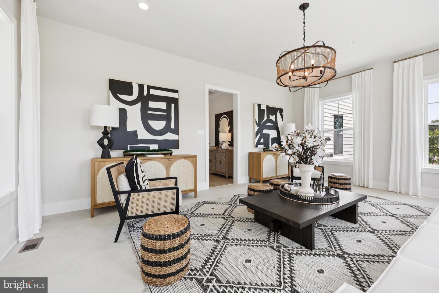 8264 COLLING MANOR CT, ALEXANDRIA, Virginia 22308, 6 Bedrooms Bedrooms, ,6 BathroomsBathrooms,Residential,For sale,8264 COLLING MANOR CT,VAFX2250496 MLS # VAFX2250496