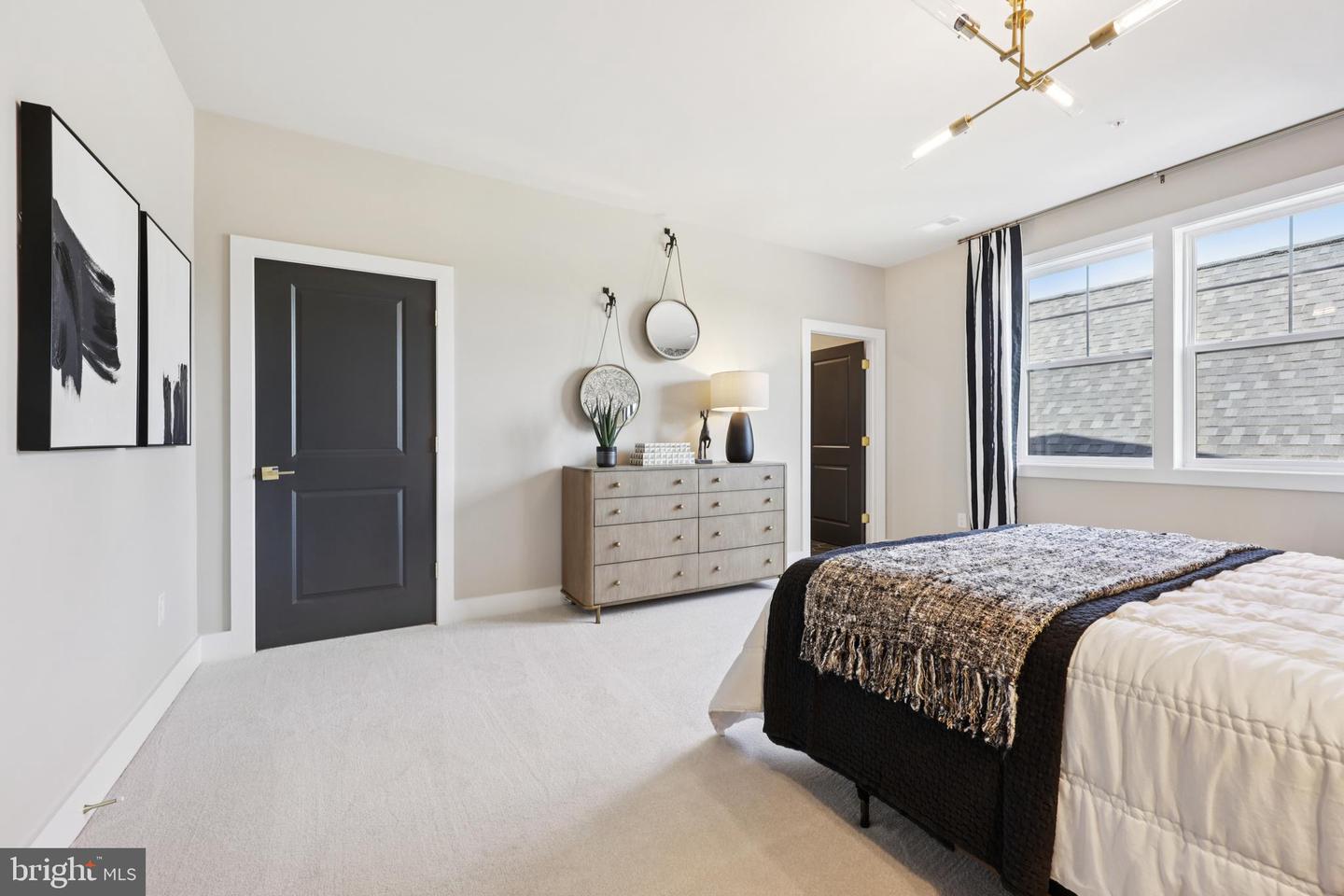 8264 COLLING MANOR CT, ALEXANDRIA, Virginia 22308, 6 Bedrooms Bedrooms, ,6 BathroomsBathrooms,Residential,For sale,8264 COLLING MANOR CT,VAFX2250496 MLS # VAFX2250496