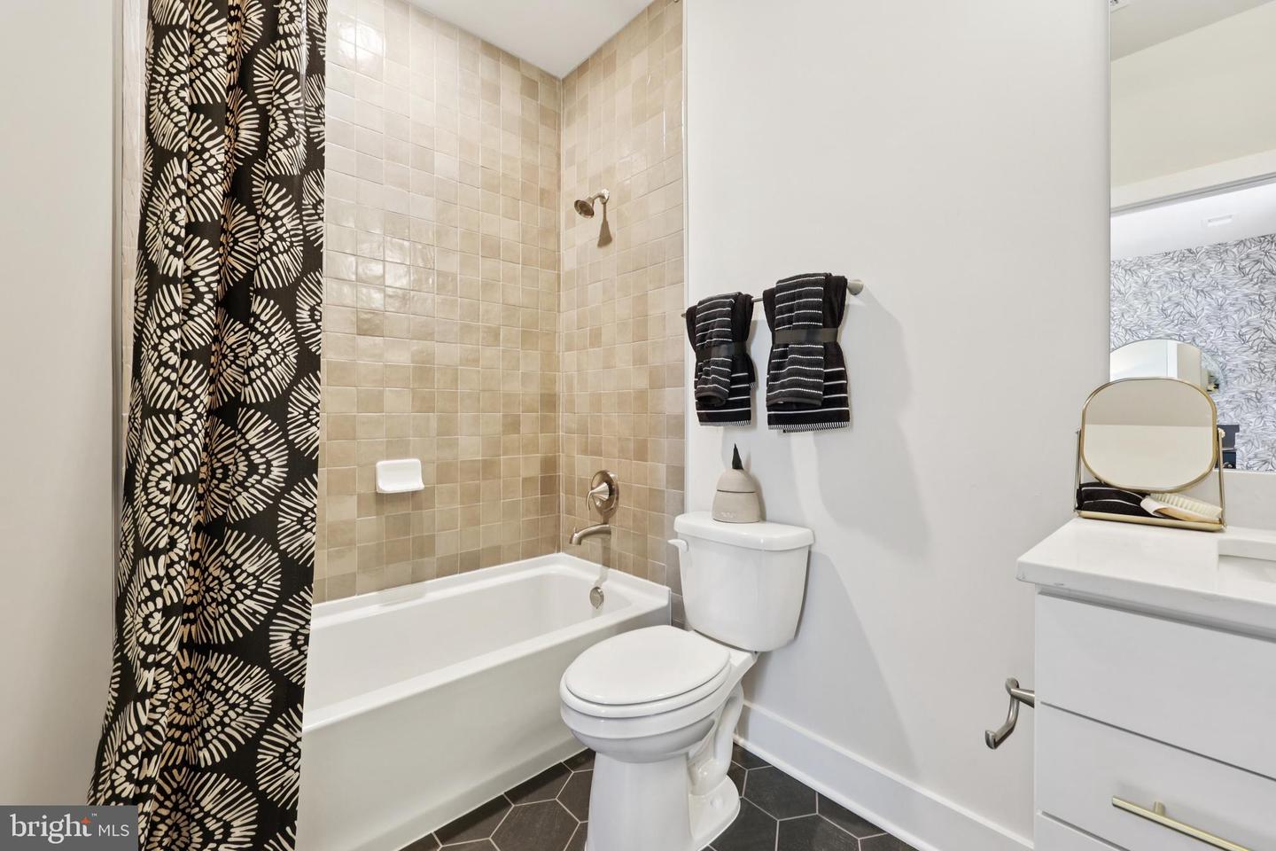 8264 COLLING MANOR CT, ALEXANDRIA, Virginia 22308, 6 Bedrooms Bedrooms, ,6 BathroomsBathrooms,Residential,For sale,8264 COLLING MANOR CT,VAFX2250496 MLS # VAFX2250496