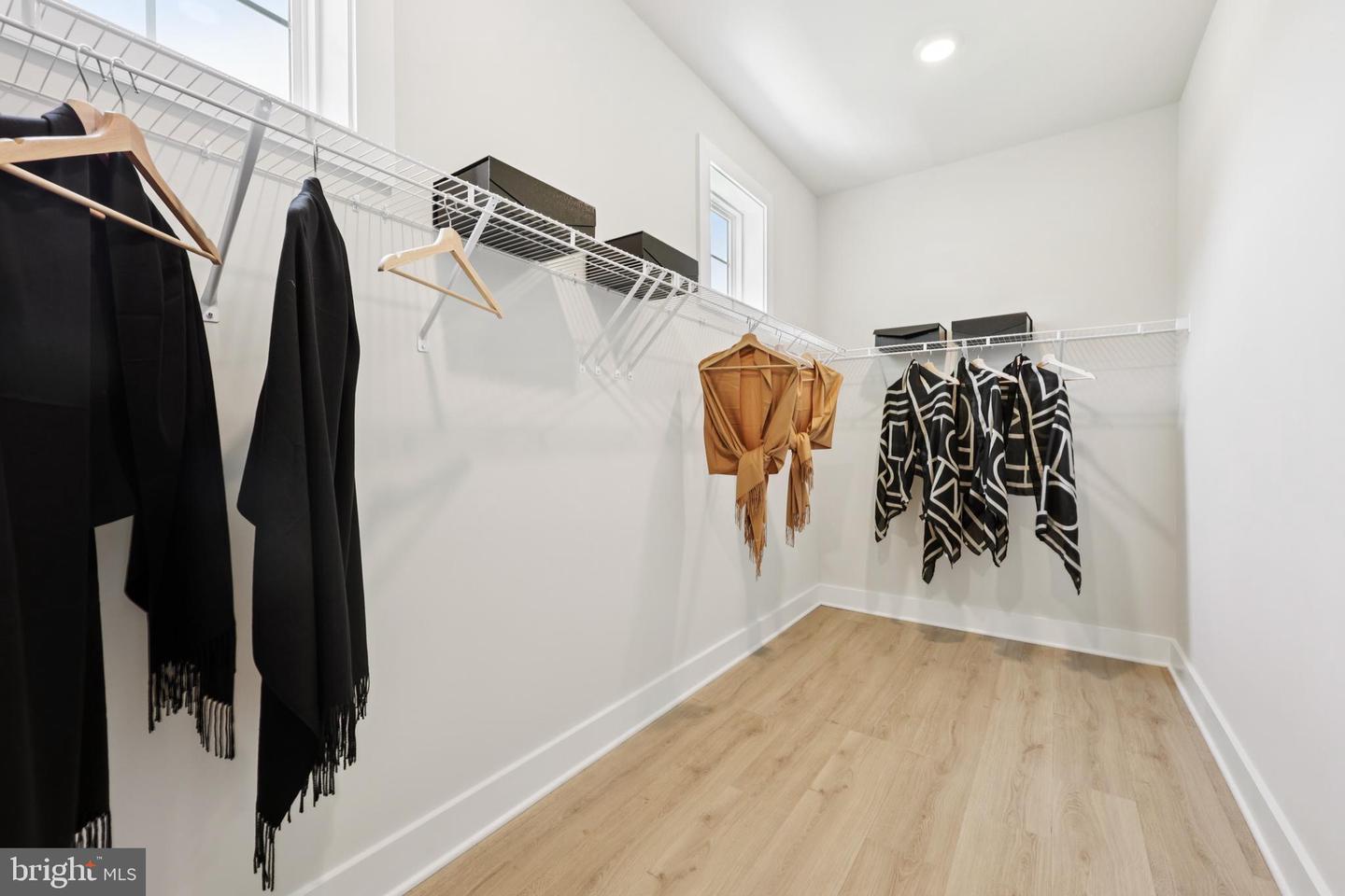 8264 COLLING MANOR CT, ALEXANDRIA, Virginia 22308, 6 Bedrooms Bedrooms, ,6 BathroomsBathrooms,Residential,For sale,8264 COLLING MANOR CT,VAFX2250496 MLS # VAFX2250496