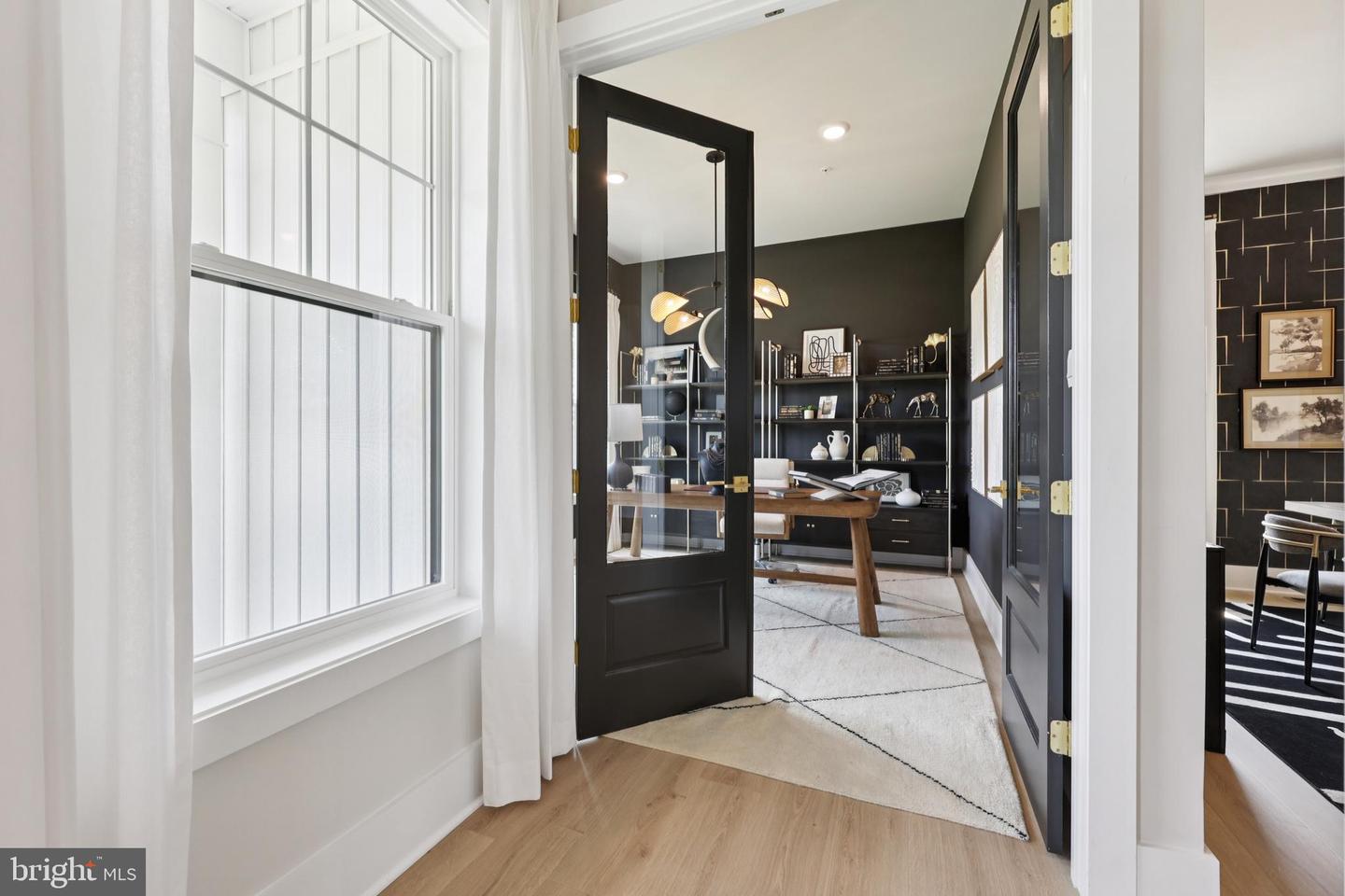 8264 COLLING MANOR CT, ALEXANDRIA, Virginia 22308, 6 Bedrooms Bedrooms, ,6 BathroomsBathrooms,Residential,For sale,8264 COLLING MANOR CT,VAFX2250496 MLS # VAFX2250496