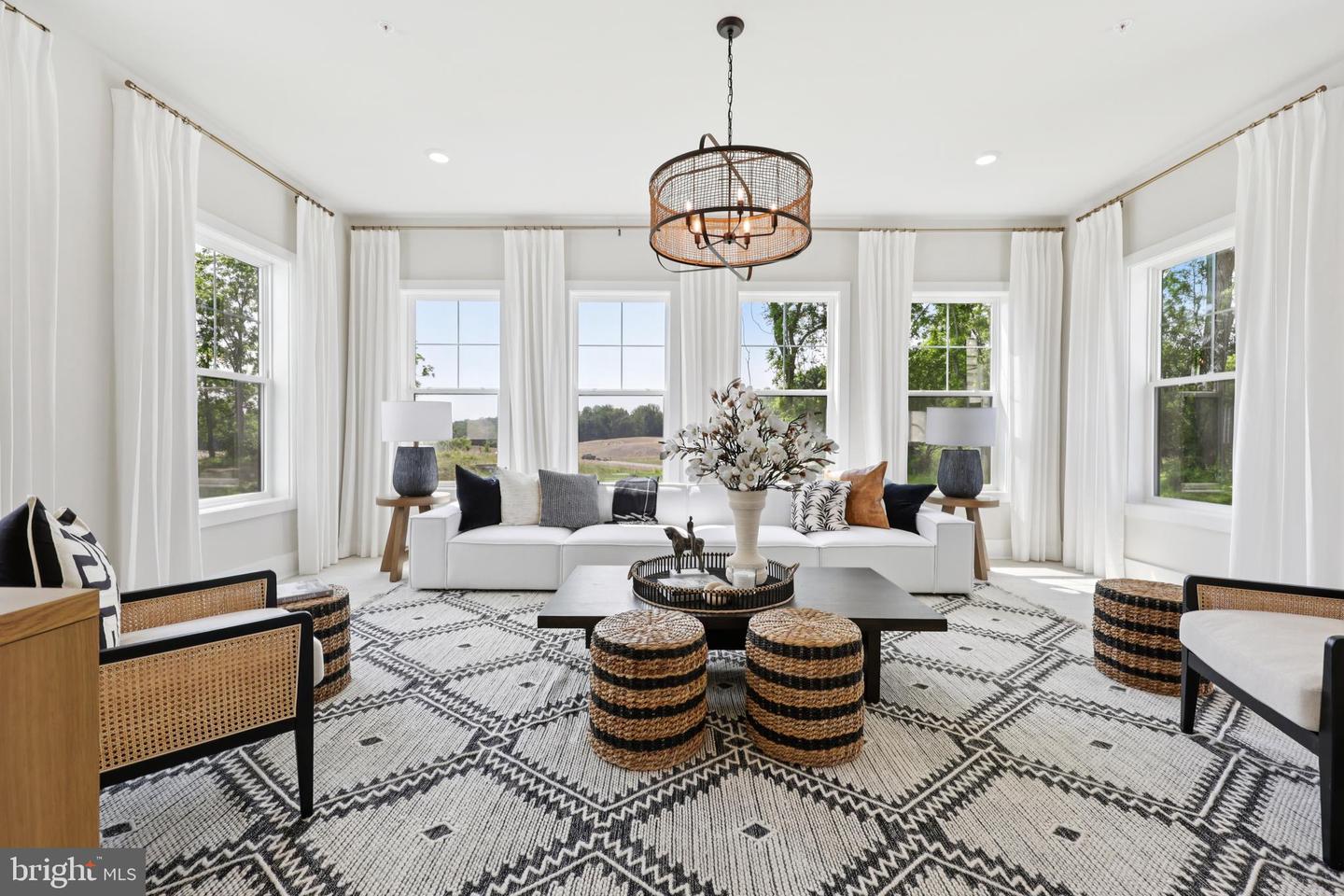 8264 COLLING MANOR CT, ALEXANDRIA, Virginia 22308, 6 Bedrooms Bedrooms, ,6 BathroomsBathrooms,Residential,For sale,8264 COLLING MANOR CT,VAFX2250496 MLS # VAFX2250496