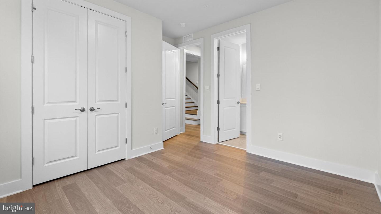 8281 COLLING MANOR CT, ALEXANDRIA, Virginia 22308, 6 Bedrooms Bedrooms, ,6 BathroomsBathrooms,Residential,For sale,8281 COLLING MANOR CT,VAFX2250504 MLS # VAFX2250504