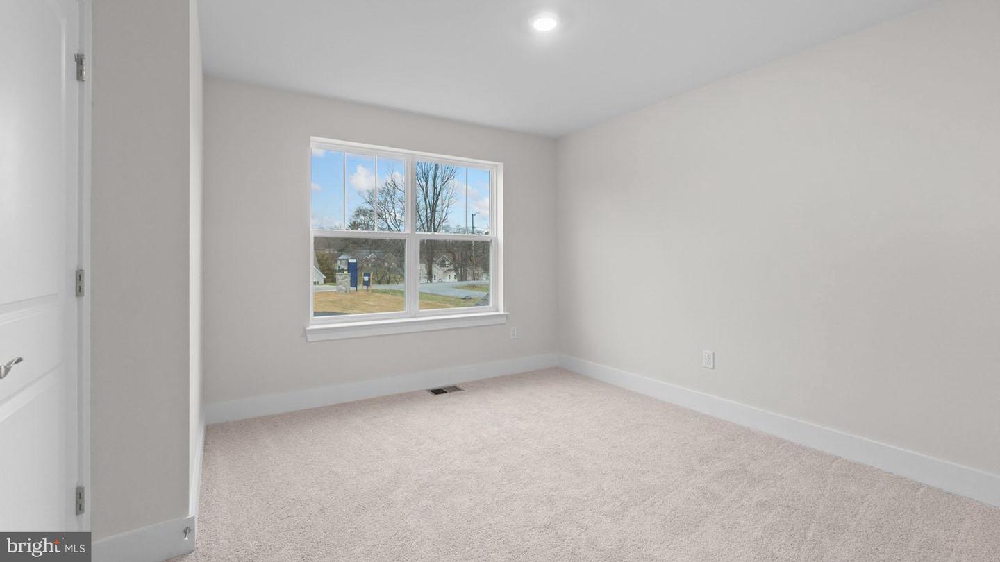 8281 COLLING MANOR CT, ALEXANDRIA, Virginia 22308, 6 Bedrooms Bedrooms, ,6 BathroomsBathrooms,Residential,For sale,8281 COLLING MANOR CT,VAFX2250504 MLS # VAFX2250504