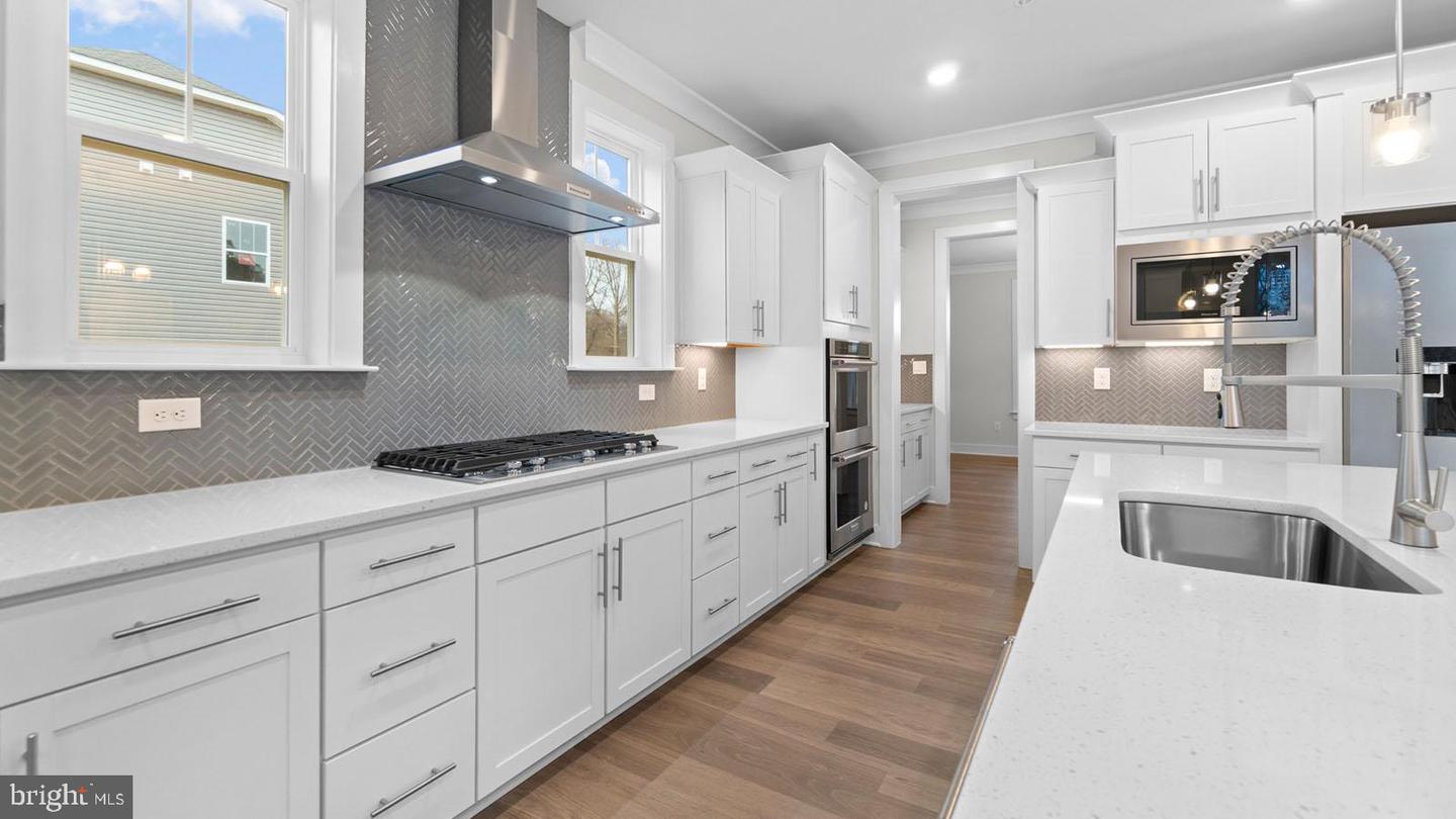 8281 COLLING MANOR CT, ALEXANDRIA, Virginia 22308, 6 Bedrooms Bedrooms, ,6 BathroomsBathrooms,Residential,For sale,8281 COLLING MANOR CT,VAFX2250504 MLS # VAFX2250504