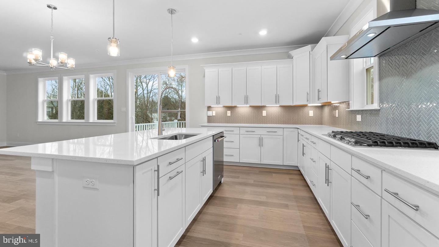 8281 COLLING MANOR CT, ALEXANDRIA, Virginia 22308, 6 Bedrooms Bedrooms, ,6 BathroomsBathrooms,Residential,For sale,8281 COLLING MANOR CT,VAFX2250504 MLS # VAFX2250504