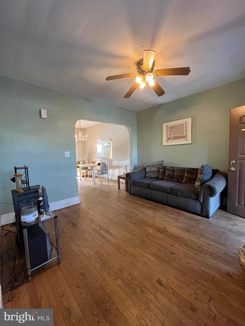 5118 8TH ST NW, WASHINGTON, District Of Columbia 20011, 2 Bedrooms Bedrooms, ,1 BathroomBathrooms,Residential,For sale,5118 8TH ST NW,DCDC2157738 MLS # DCDC2157738