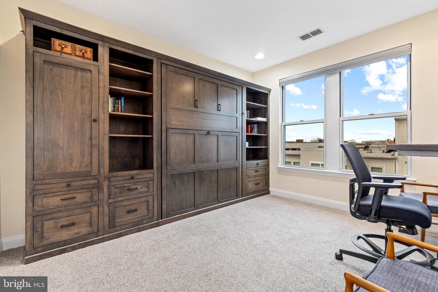 1391 PENNSYLVANIA AVE SE #514, WASHINGTON, District Of Columbia 20003, 2 Bedrooms Bedrooms, ,2 BathroomsBathrooms,Residential,For sale,1391 PENNSYLVANIA AVE SE #514,DCDC2187344 MLS # DCDC2187344