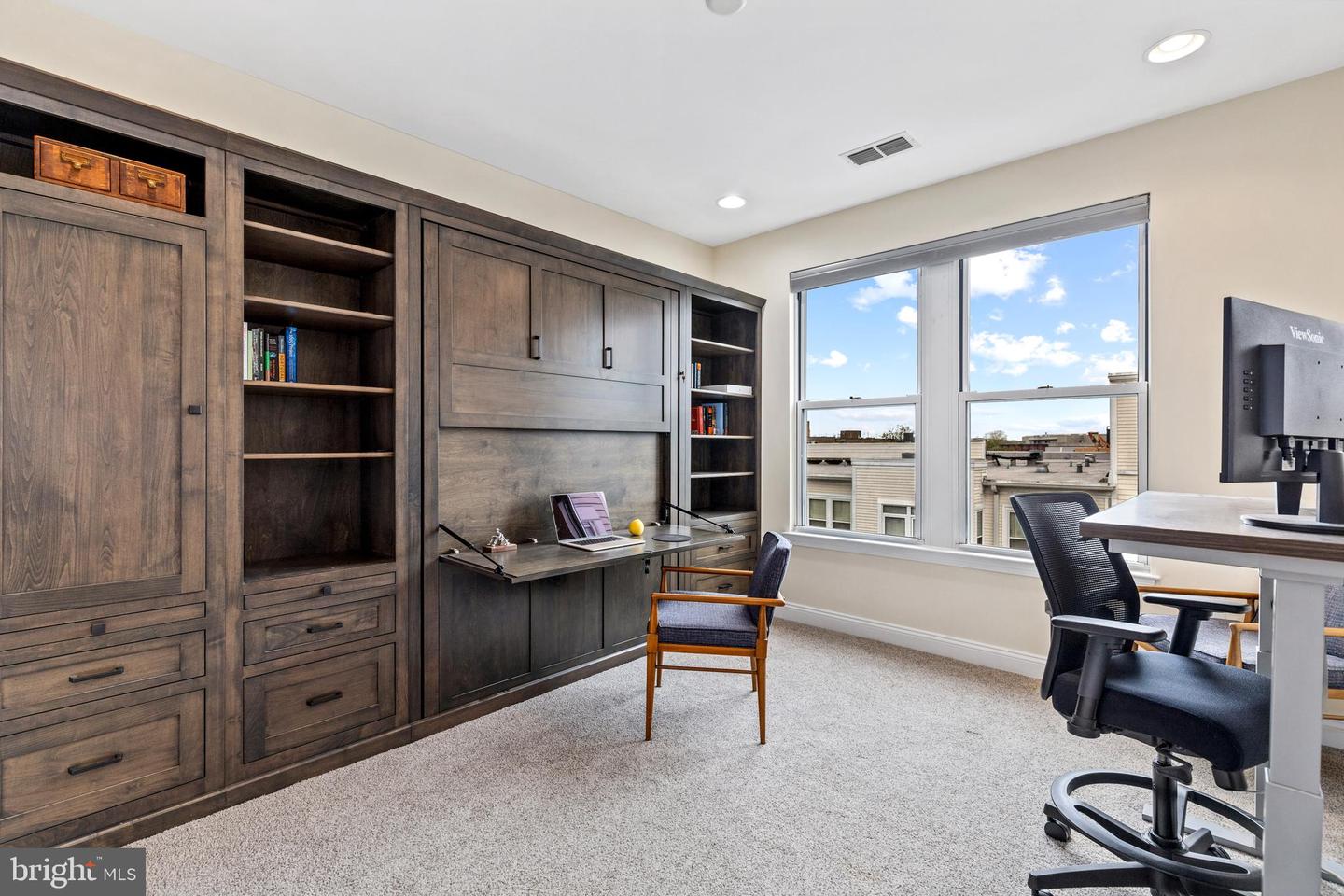 1391 PENNSYLVANIA AVE SE #514, WASHINGTON, District Of Columbia 20003, 2 Bedrooms Bedrooms, ,2 BathroomsBathrooms,Residential,For sale,1391 PENNSYLVANIA AVE SE #514,DCDC2187344 MLS # DCDC2187344
