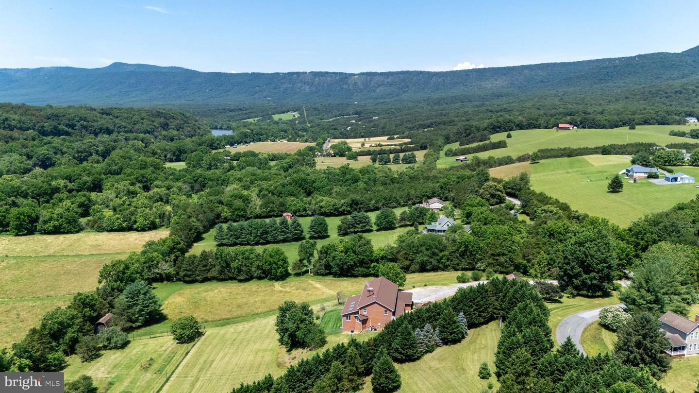 360 LAZY RIVER EAST RD, LURAY, Virginia 22835, 4 Bedrooms Bedrooms, ,4 BathroomsBathrooms,Residential,For sale,360 LAZY RIVER EAST RD,VAPA2004816 MLS # VAPA2004816