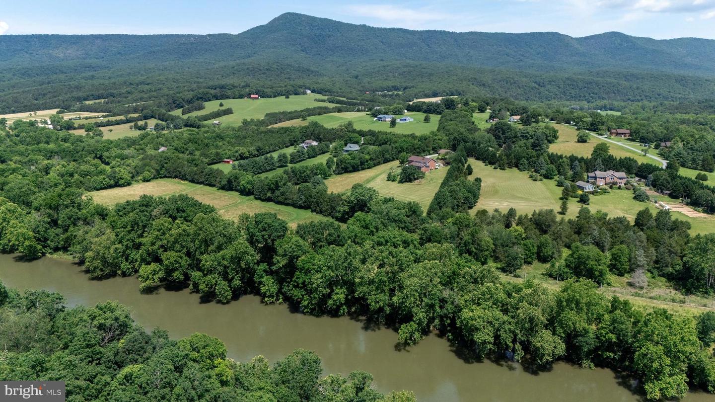 360 LAZY RIVER EAST RD, LURAY, Virginia 22835, 4 Bedrooms Bedrooms, ,4 BathroomsBathrooms,Residential,For sale,360 LAZY RIVER EAST RD,VAPA2004816 MLS # VAPA2004816