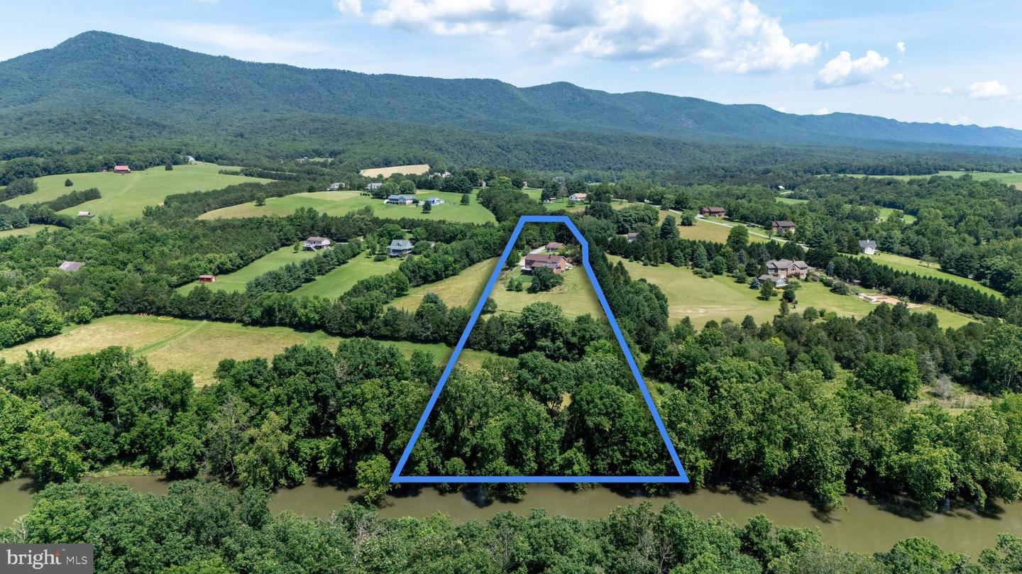 360 LAZY RIVER EAST RD, LURAY, Virginia 22835, 4 Bedrooms Bedrooms, ,4 BathroomsBathrooms,Residential,For sale,360 LAZY RIVER EAST RD,VAPA2004816 MLS # VAPA2004816