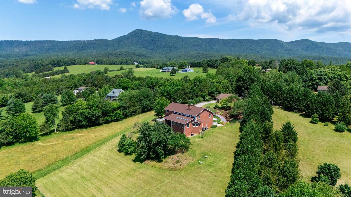 360 LAZY RIVER EAST RD, LURAY, Virginia 22835, 4 Bedrooms Bedrooms, ,4 BathroomsBathrooms,Residential,For sale,360 LAZY RIVER EAST RD,VAPA2004816 MLS # VAPA2004816