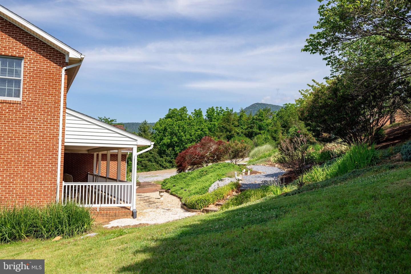360 LAZY RIVER EAST RD, LURAY, Virginia 22835, 4 Bedrooms Bedrooms, ,4 BathroomsBathrooms,Residential,For sale,360 LAZY RIVER EAST RD,VAPA2004816 MLS # VAPA2004816