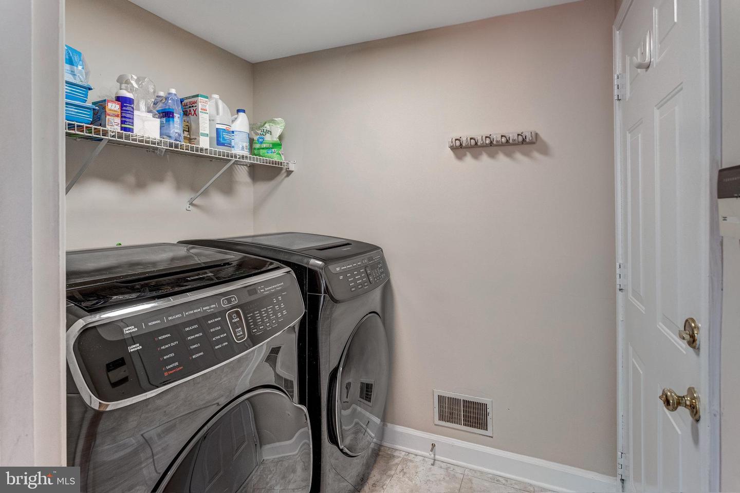 11211 SPRING MEADOW BLVD, FREDERICKSBURG, Virginia 22407, 4 Bedrooms Bedrooms, ,3 BathroomsBathrooms,Residential,For sale,11211 SPRING MEADOW BLVD,VASP2032508 MLS # VASP2032508