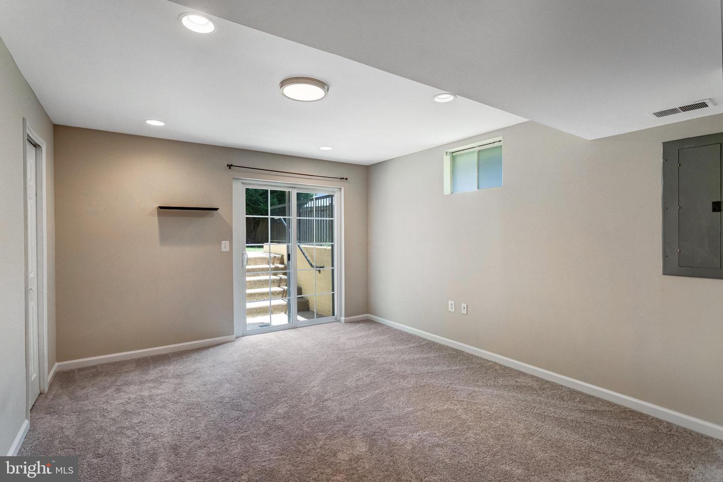 11211 SPRING MEADOW BLVD, FREDERICKSBURG, Virginia 22407, 4 Bedrooms Bedrooms, ,3 BathroomsBathrooms,Residential,For sale,11211 SPRING MEADOW BLVD,VASP2032508 MLS # VASP2032508