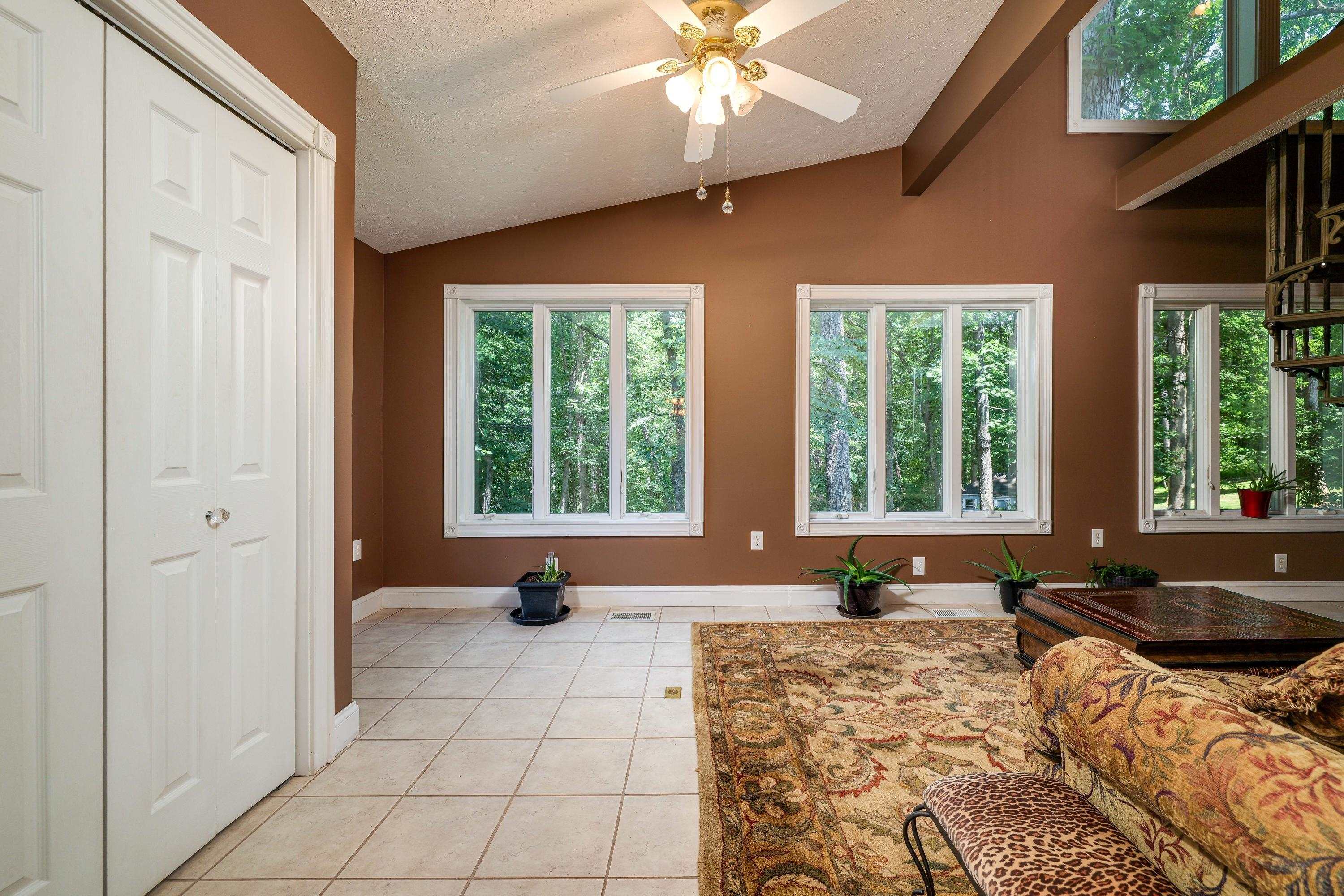 1515 CUMBERLAND DR, ROCKINGHAM, Virginia 22801, 5 Bedrooms Bedrooms, ,3 BathroomsBathrooms,Residential,1515 CUMBERLAND DR,666107 MLS # 666107