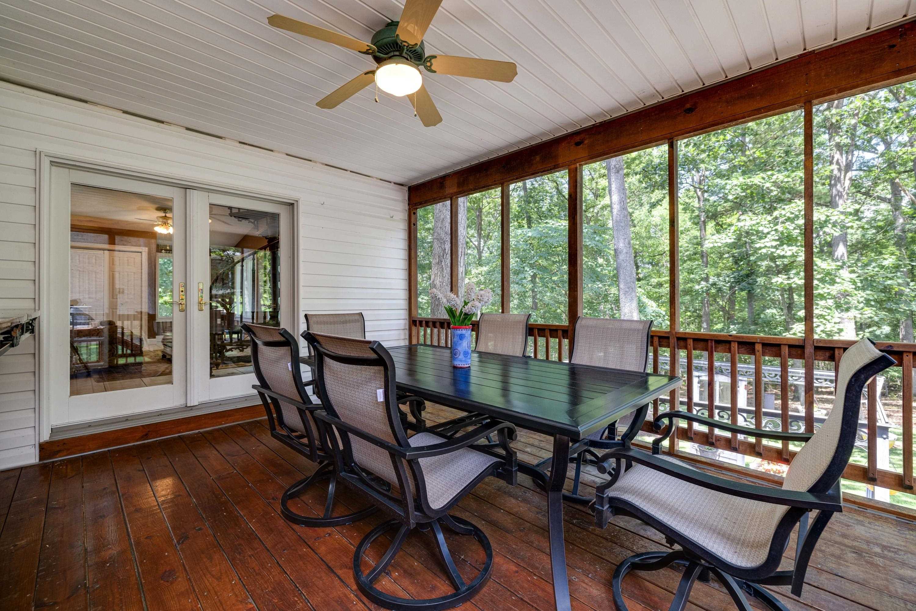 1515 CUMBERLAND DR, ROCKINGHAM, Virginia 22801, 5 Bedrooms Bedrooms, ,3 BathroomsBathrooms,Residential,1515 CUMBERLAND DR,666107 MLS # 666107