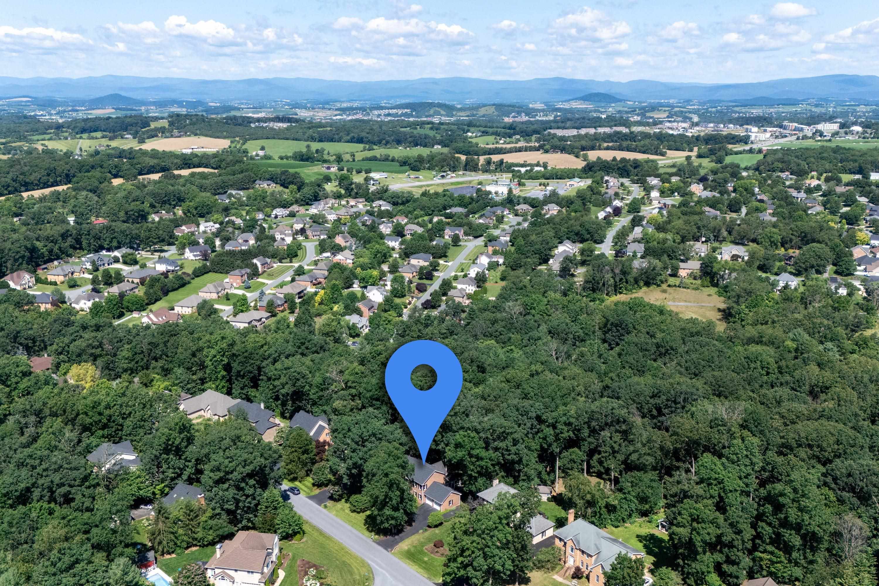 1515 CUMBERLAND DR, ROCKINGHAM, Virginia 22801, 5 Bedrooms Bedrooms, ,3 BathroomsBathrooms,Residential,1515 CUMBERLAND DR,666107 MLS # 666107