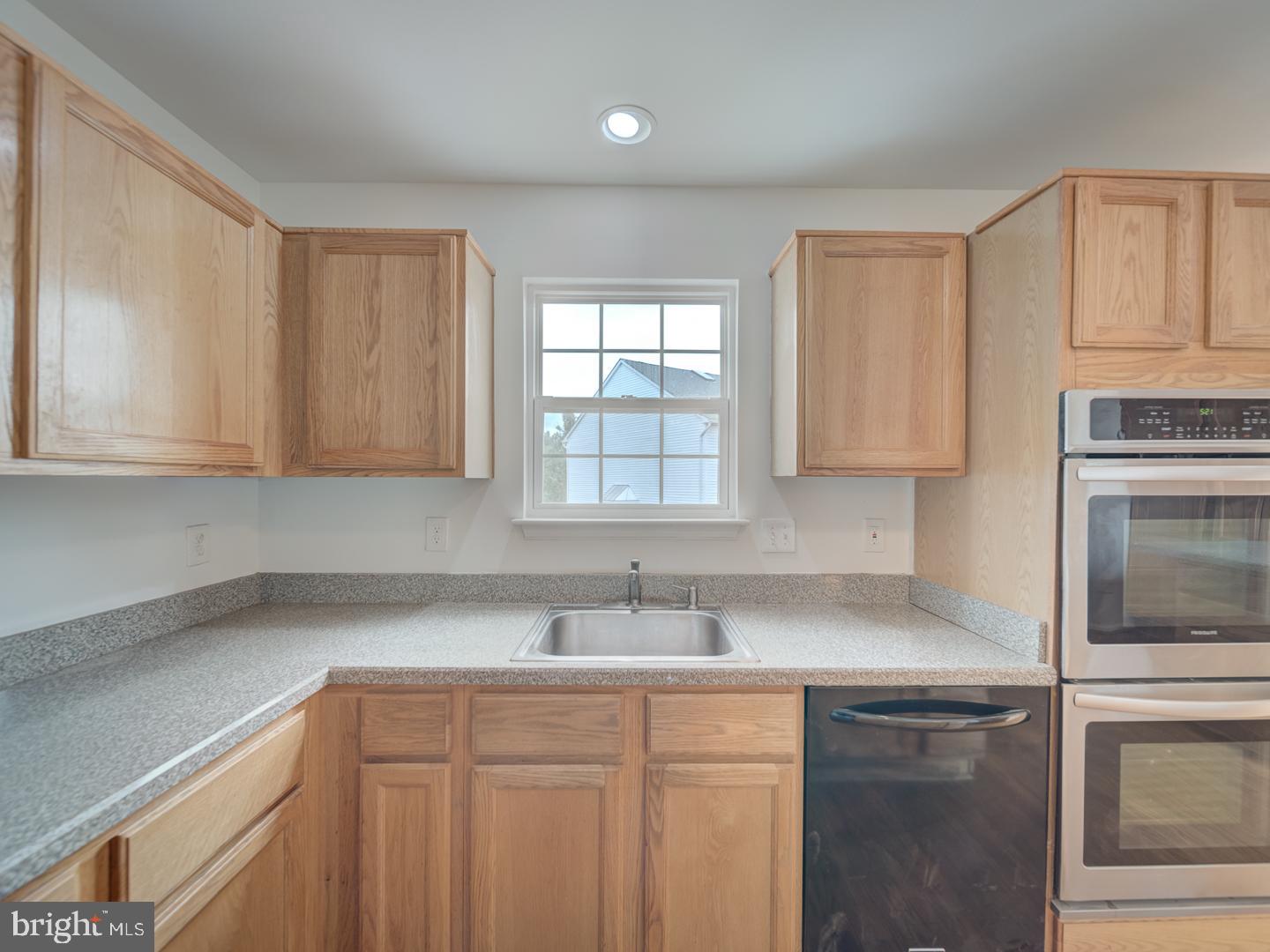 13195 GOLDERS GREEN PL, BRISTOW, Virginia 20136, 3 Bedrooms Bedrooms, ,3 BathroomsBathrooms,Residential,For sale,13195 GOLDERS GREEN PL,VAPW2094554 MLS # VAPW2094554