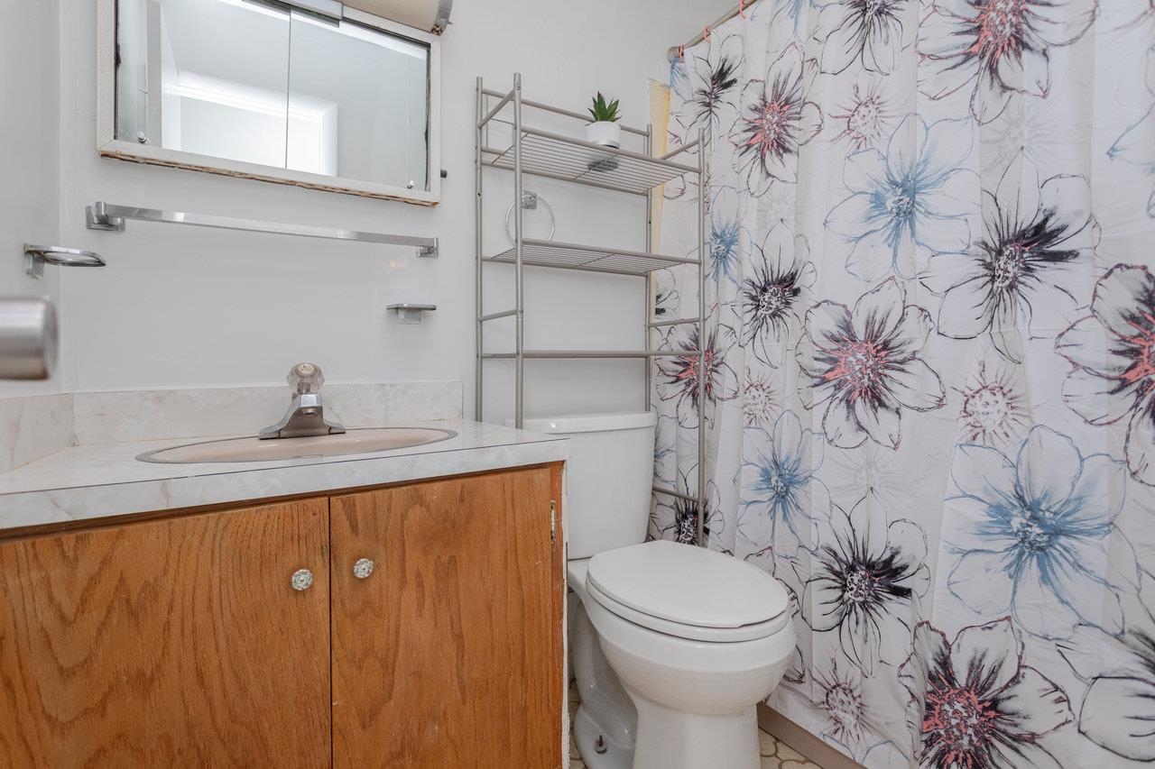 508 N STUART AVE, ELKTON, Virginia 22827, 3 Bedrooms Bedrooms, ,1 BathroomBathrooms,Residential,508 N STUART AVE,666111 MLS # 666111