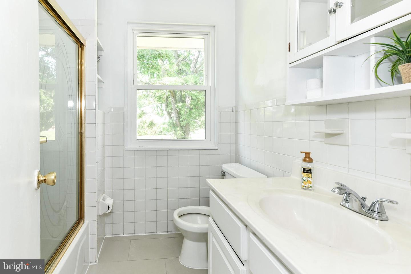 6322 PHYLLIS LN, ALEXANDRIA, Virginia 22312, 3 Bedrooms Bedrooms, ,2 BathroomsBathrooms,Residential,For sale,6322 PHYLLIS LN,VAFX2243936 MLS # VAFX2243936
