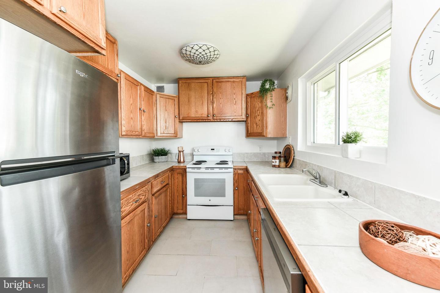 6322 PHYLLIS LN, ALEXANDRIA, Virginia 22312, 3 Bedrooms Bedrooms, ,2 BathroomsBathrooms,Residential,For sale,6322 PHYLLIS LN,VAFX2243936 MLS # VAFX2243936