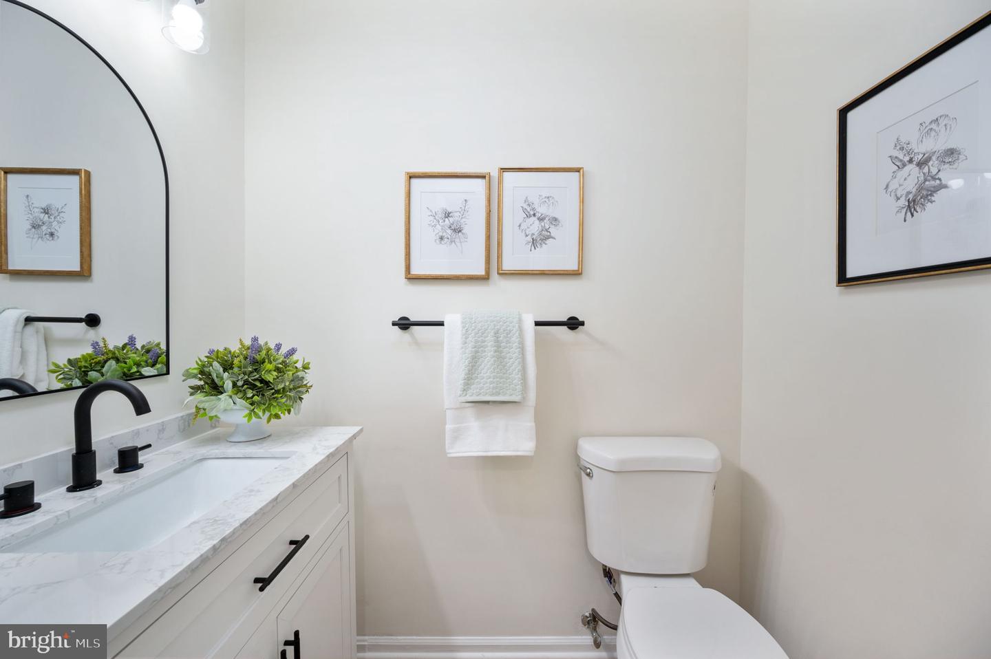 10548 KNOLLWOOD DR, MANASSAS, Virginia 20111, 4 Bedrooms Bedrooms, ,3 BathroomsBathrooms,Residential,For sale,10548 KNOLLWOOD DR,VAPW2095962 MLS # VAPW2095962