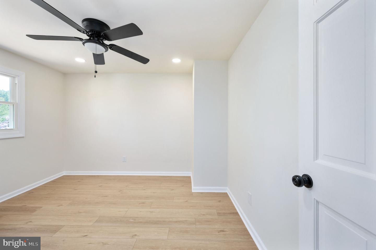 10548 KNOLLWOOD DR, MANASSAS, Virginia 20111, 4 Bedrooms Bedrooms, ,3 BathroomsBathrooms,Residential,For sale,10548 KNOLLWOOD DR,VAPW2095962 MLS # VAPW2095962