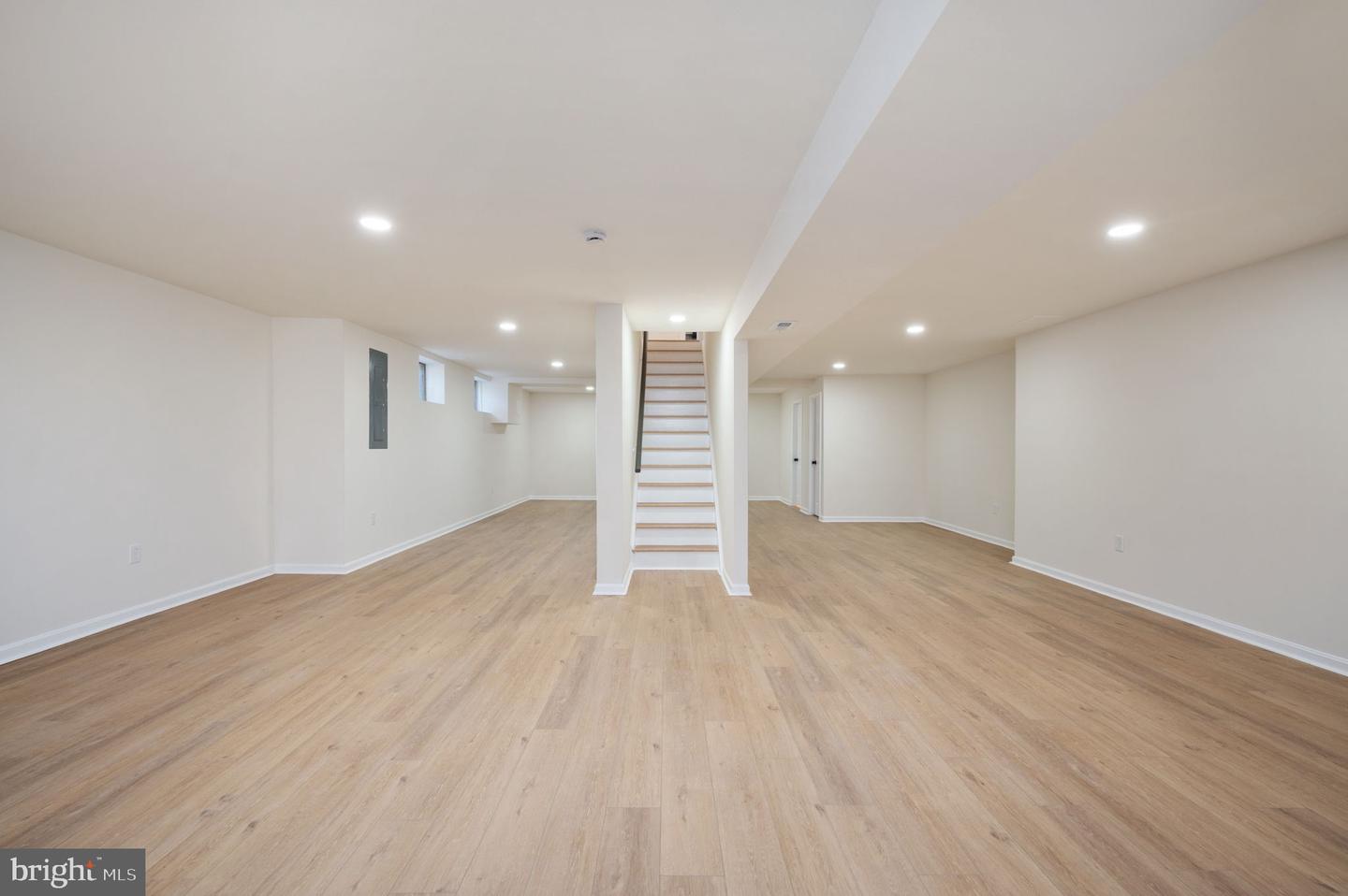 10548 KNOLLWOOD DR, MANASSAS, Virginia 20111, 4 Bedrooms Bedrooms, ,3 BathroomsBathrooms,Residential,For sale,10548 KNOLLWOOD DR,VAPW2095962 MLS # VAPW2095962