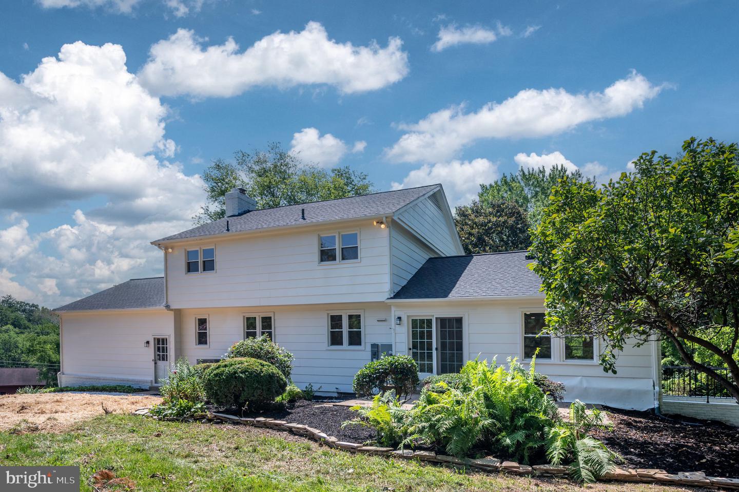 10548 KNOLLWOOD DR, MANASSAS, Virginia 20111, 4 Bedrooms Bedrooms, ,3 BathroomsBathrooms,Residential,For sale,10548 KNOLLWOOD DR,VAPW2095962 MLS # VAPW2095962
