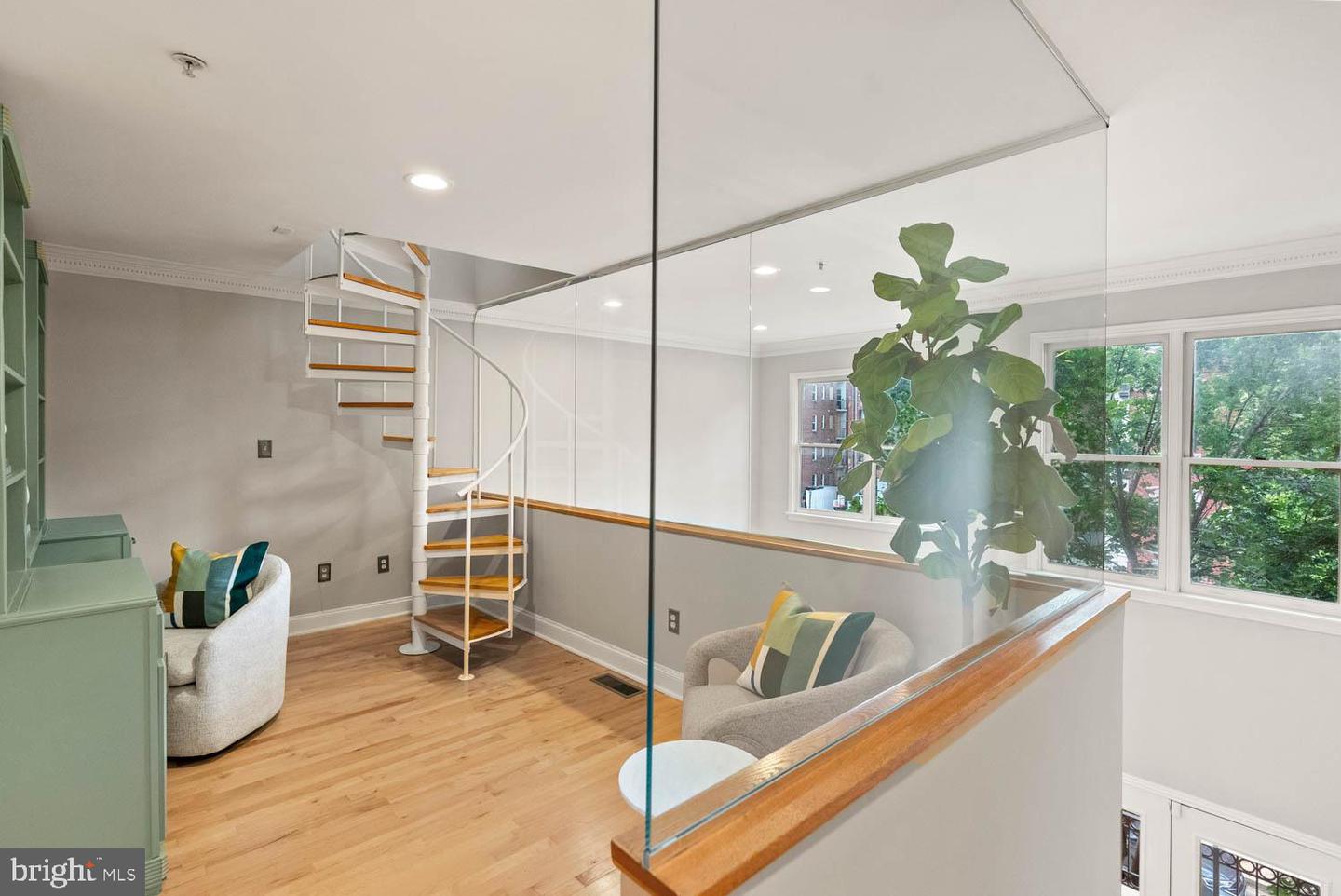 1406 CORCORAN ST NW #D, WASHINGTON, District Of Columbia 20009, 2 Bedrooms Bedrooms, ,2 BathroomsBathrooms,Residential,For sale,1406 CORCORAN ST NW #D,DCDC2203674 MLS # DCDC2203674
