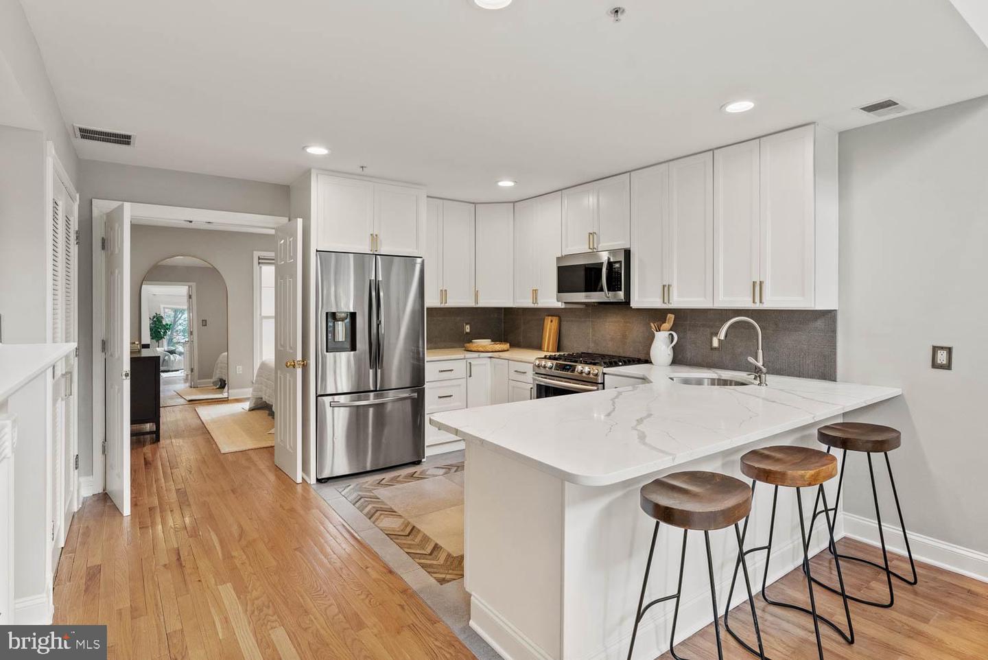 1406 CORCORAN ST NW #D, WASHINGTON, District Of Columbia 20009, 2 Bedrooms Bedrooms, ,2 BathroomsBathrooms,Residential,For sale,1406 CORCORAN ST NW #D,DCDC2203674 MLS # DCDC2203674