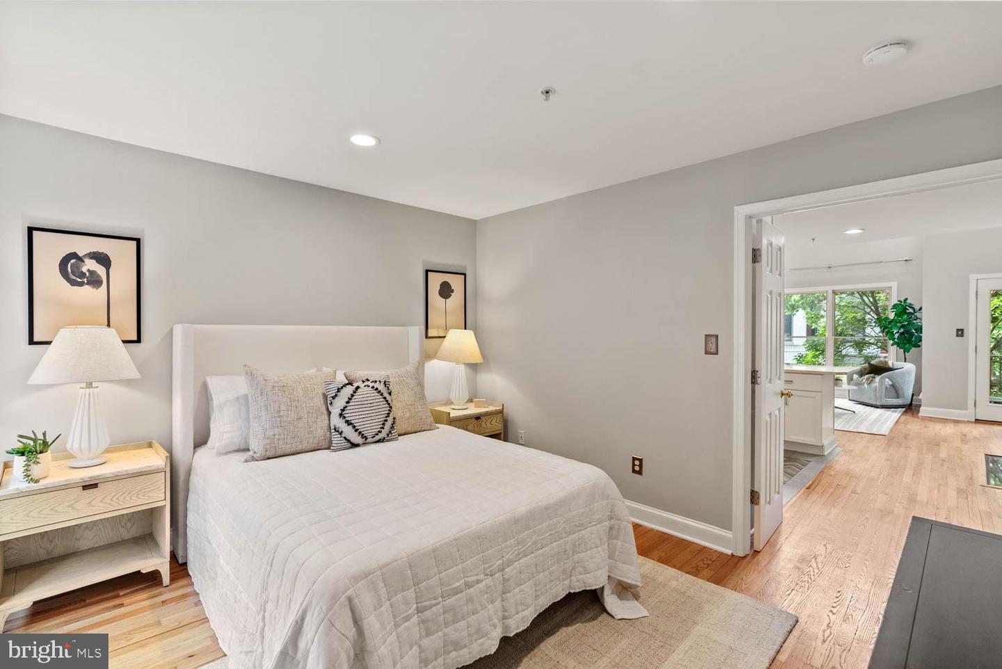 1406 CORCORAN ST NW #D, WASHINGTON, District Of Columbia 20009, 2 Bedrooms Bedrooms, ,2 BathroomsBathrooms,Residential,For sale,1406 CORCORAN ST NW #D,DCDC2203674 MLS # DCDC2203674