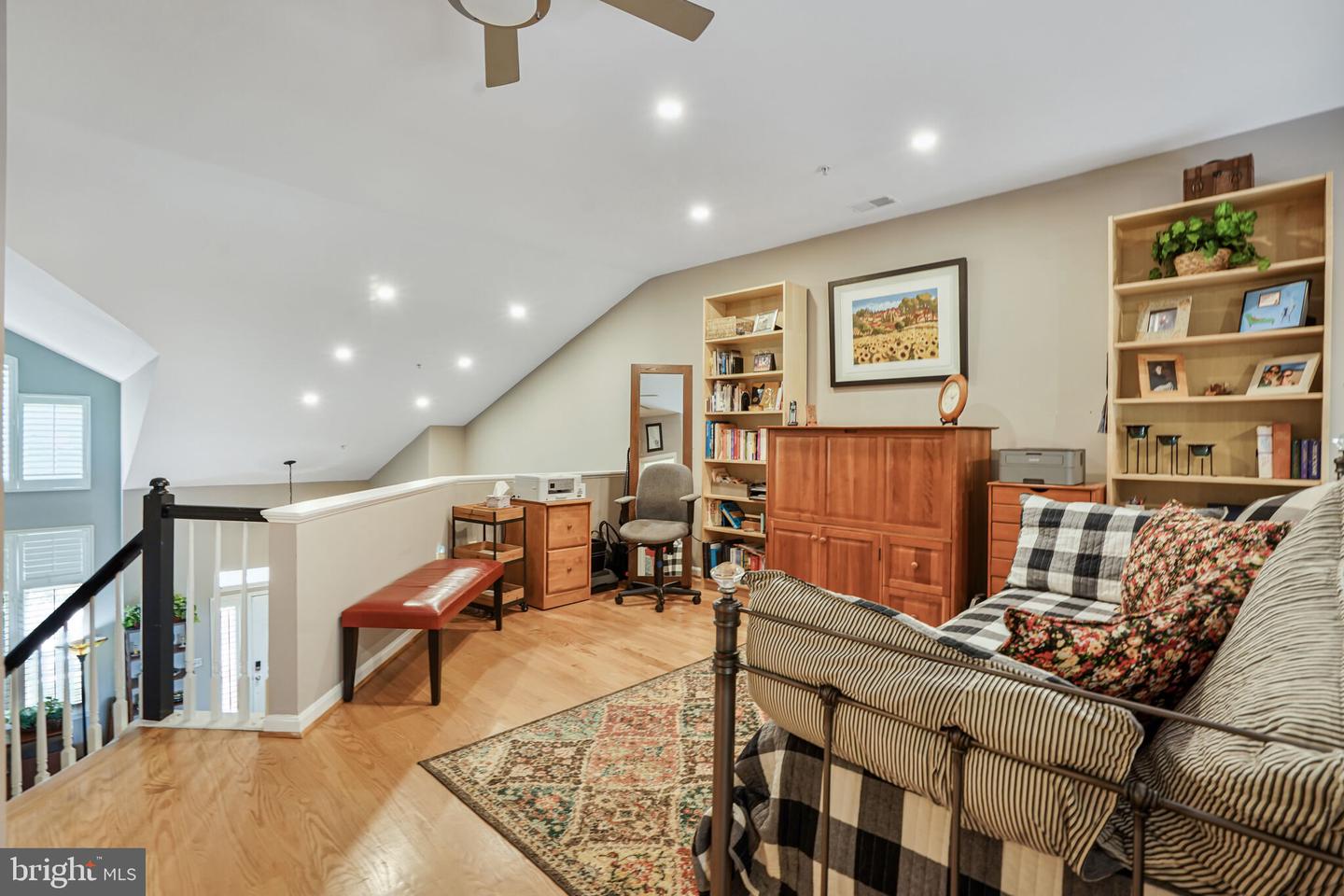 7023 HAYCOCK RD #707, FALLS CHURCH, Virginia 22043, 2 Bedrooms Bedrooms, ,2 BathroomsBathrooms,Residential,For sale,7023 HAYCOCK RD #707,VAFX2245876 MLS # VAFX2245876