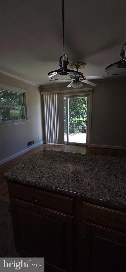7632 WEBBWOOD CT, SPRINGFIELD, Virginia 22151, 4 Bedrooms Bedrooms, ,3 BathroomsBathrooms,Residential,For sale,7632 WEBBWOOD CT,VAFX2246108 MLS # VAFX2246108
