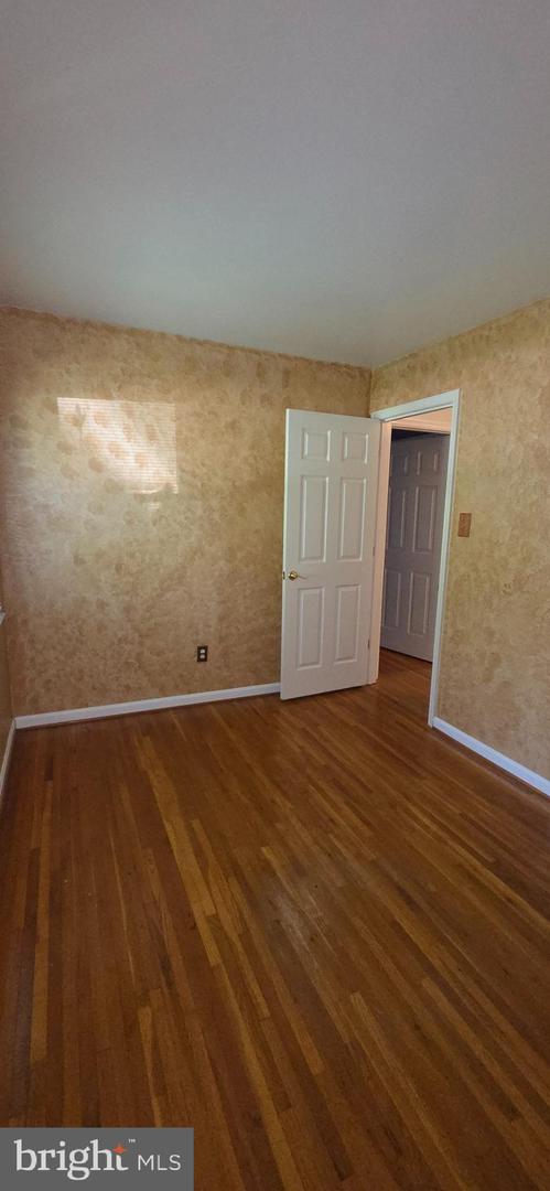 7632 WEBBWOOD CT, SPRINGFIELD, Virginia 22151, 4 Bedrooms Bedrooms, ,3 BathroomsBathrooms,Residential,For sale,7632 WEBBWOOD CT,VAFX2246108 MLS # VAFX2246108