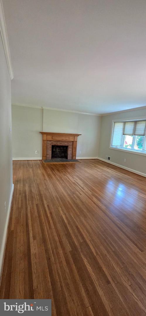 7632 WEBBWOOD CT, SPRINGFIELD, Virginia 22151, 4 Bedrooms Bedrooms, ,3 BathroomsBathrooms,Residential,For sale,7632 WEBBWOOD CT,VAFX2246108 MLS # VAFX2246108
