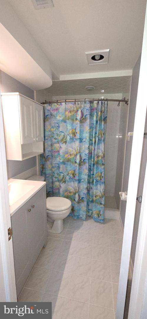 7632 WEBBWOOD CT, SPRINGFIELD, Virginia 22151, 4 Bedrooms Bedrooms, ,3 BathroomsBathrooms,Residential,For sale,7632 WEBBWOOD CT,VAFX2246108 MLS # VAFX2246108