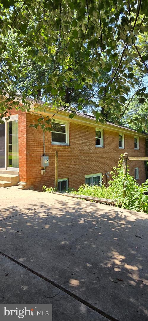 7632 WEBBWOOD CT, SPRINGFIELD, Virginia 22151, 4 Bedrooms Bedrooms, ,3 BathroomsBathrooms,Residential,For sale,7632 WEBBWOOD CT,VAFX2246108 MLS # VAFX2246108