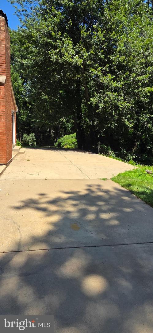 7632 WEBBWOOD CT, SPRINGFIELD, Virginia 22151, 4 Bedrooms Bedrooms, ,3 BathroomsBathrooms,Residential,For sale,7632 WEBBWOOD CT,VAFX2246108 MLS # VAFX2246108