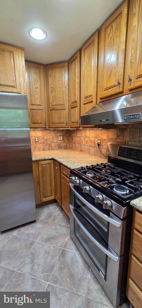 7632 WEBBWOOD CT, SPRINGFIELD, Virginia 22151, 4 Bedrooms Bedrooms, ,3 BathroomsBathrooms,Residential,For sale,7632 WEBBWOOD CT,VAFX2246108 MLS # VAFX2246108